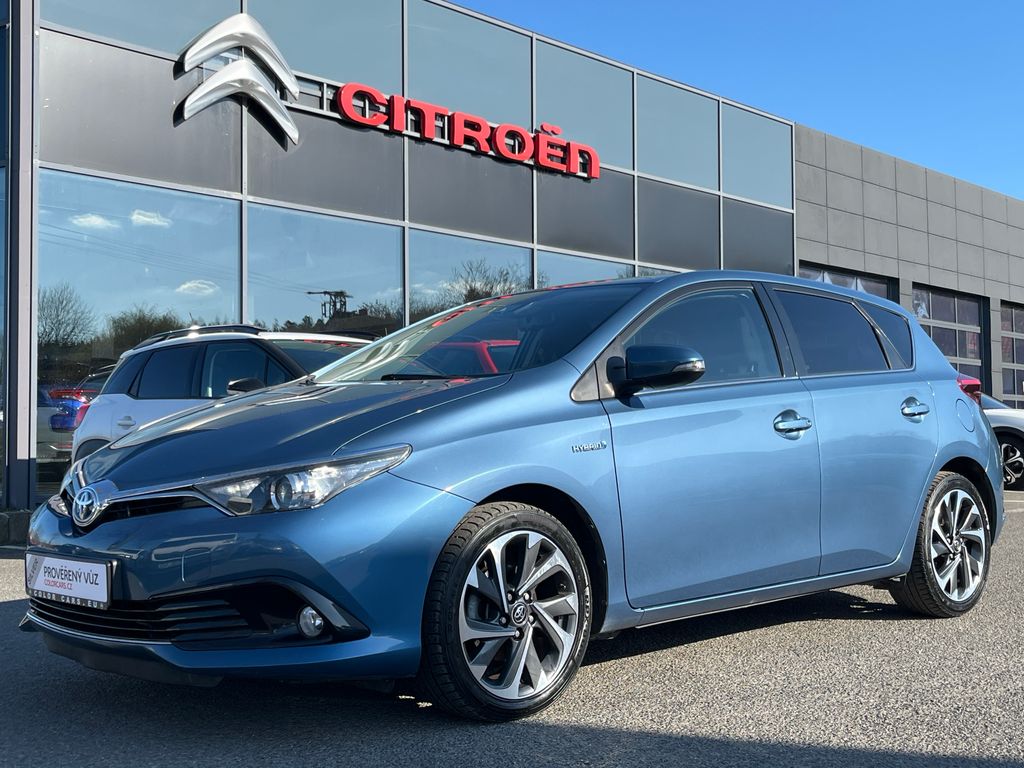 Toyota Auris  1.8 73kW Hybrid AT Záruka