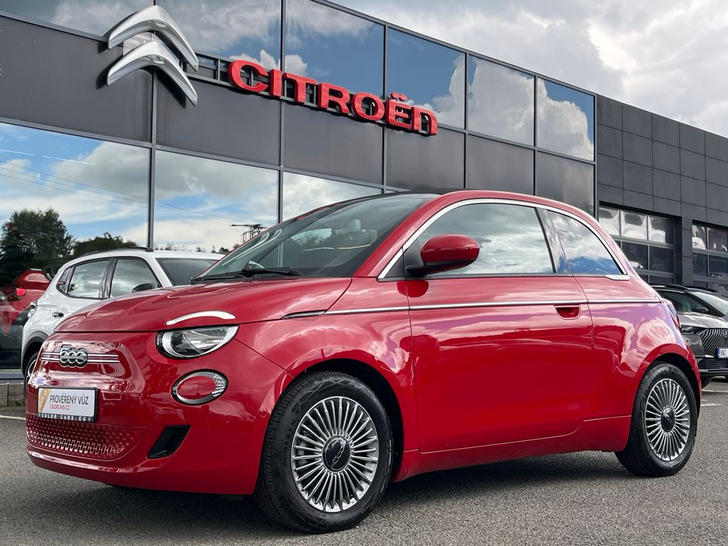Fiat 500e </br> 42kWh 87kW CABRIO DPH ZÁRUKA
