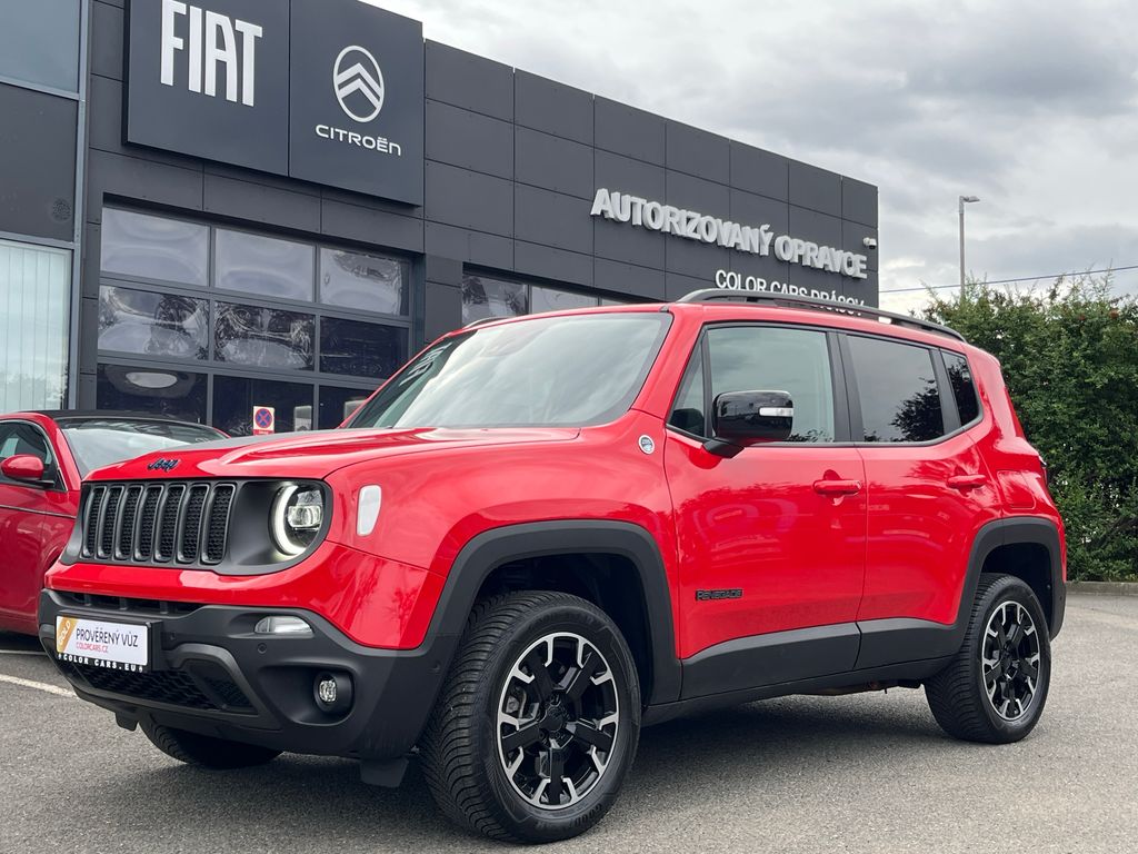 Jeep Renegade </br> 1.3 240k 4Xe TRAILHAWK ZÁRUKA