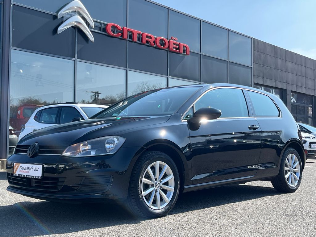 Volkswagen Golf  1,4TSI 90kW DSG ZÁRUKA SERVIS
