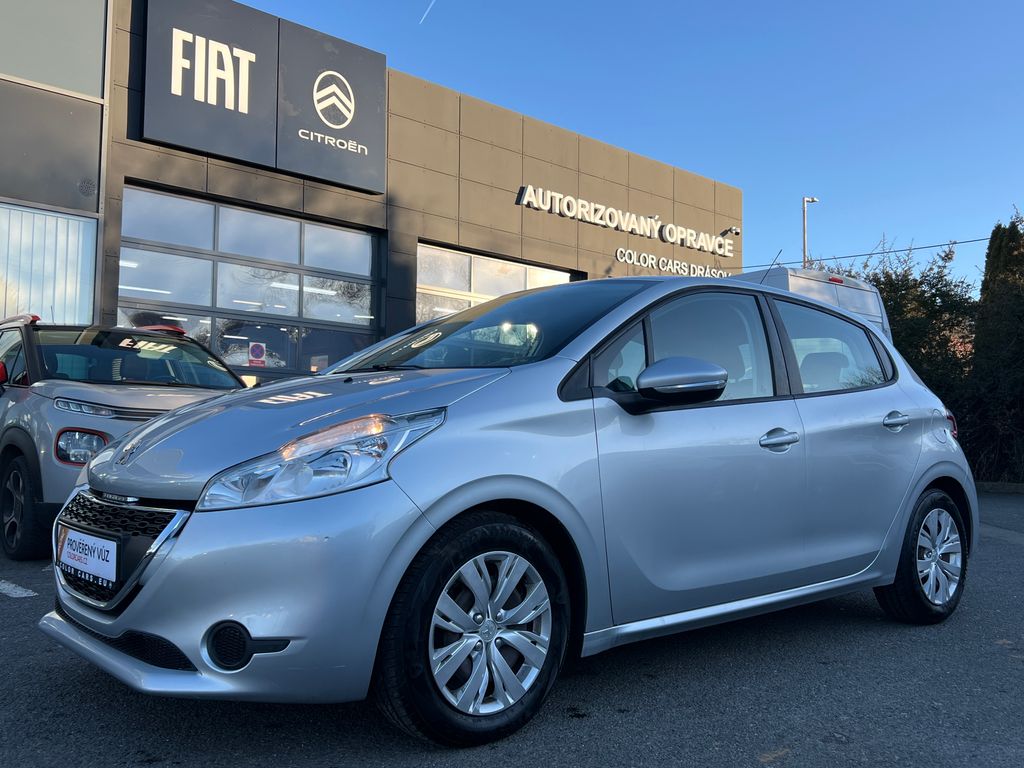 Peugeot 208  1.4 VTi 95k SERVIS ZÁRUKA