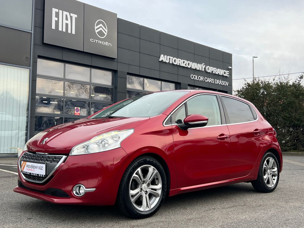 Peugeot 208  1.6 120k SERVIS ZÁRUKA VÝHŘEV