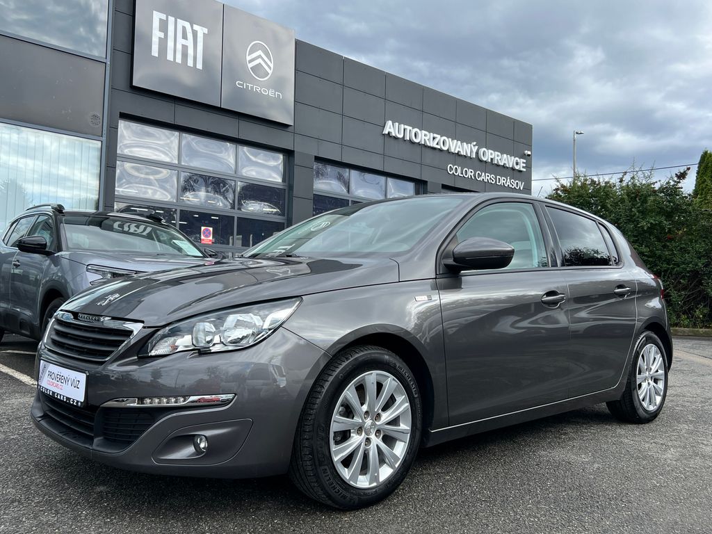 Peugeot 308  1.2 110k SERVIS ZÁRUKA NAVI